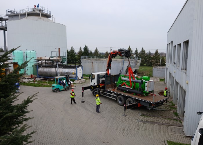 Új biogázüzemű gázmotor érkezett a Szegedi Szennyvíztisztító Telepre